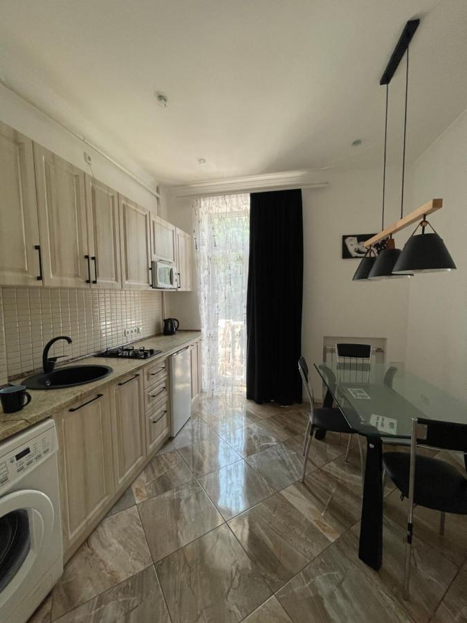 Vip Apartment Karl Marks Avenue Kryvyj Rih Esterno foto